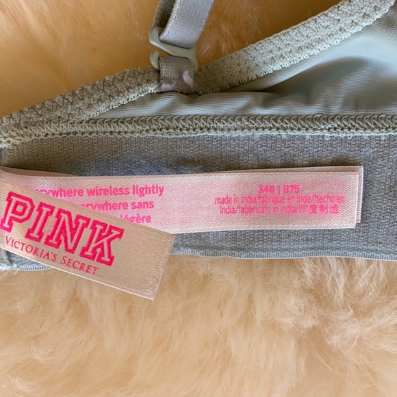 PINK Victoria’s Secret 34B mint soft cup bra - Picture 5 of 8